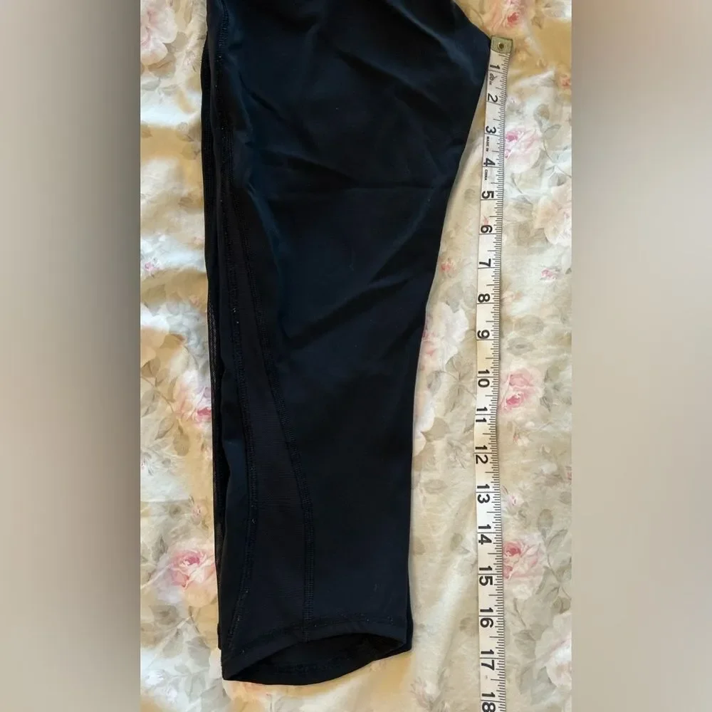 Lululemon Women's Leggings Train Times Crop (17